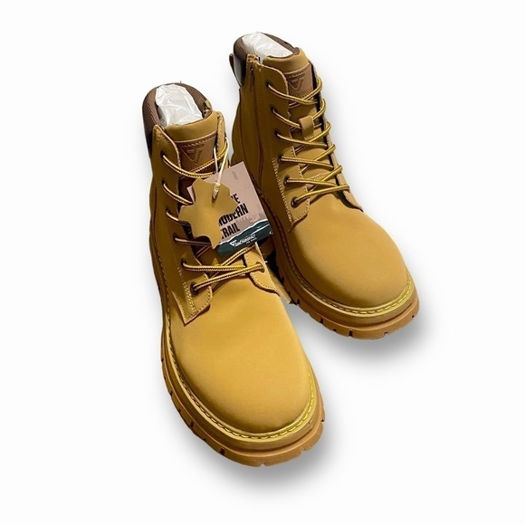 Women’s Leather Platform Lug Boots Hiking Trekking Women’s Size 10 Wheat… - Picture 11 of 13